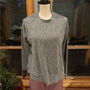 Stylish Gray Top. Perfect for layering!